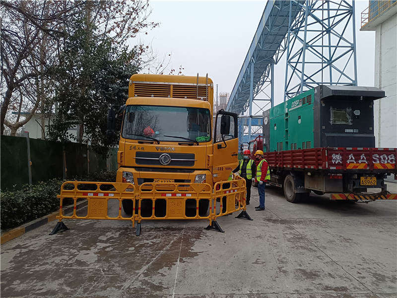 應(yīng)急電源車出租_西安發(fā)電機(jī)出租(圖1)